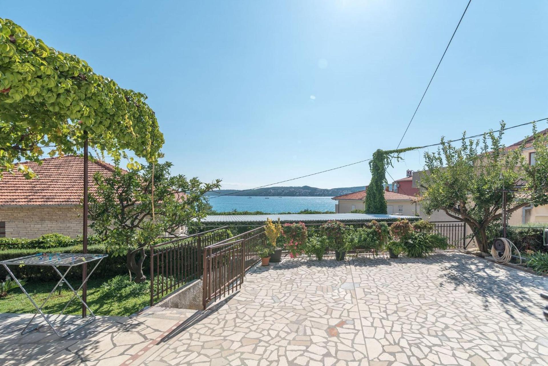 Vin * Trogir